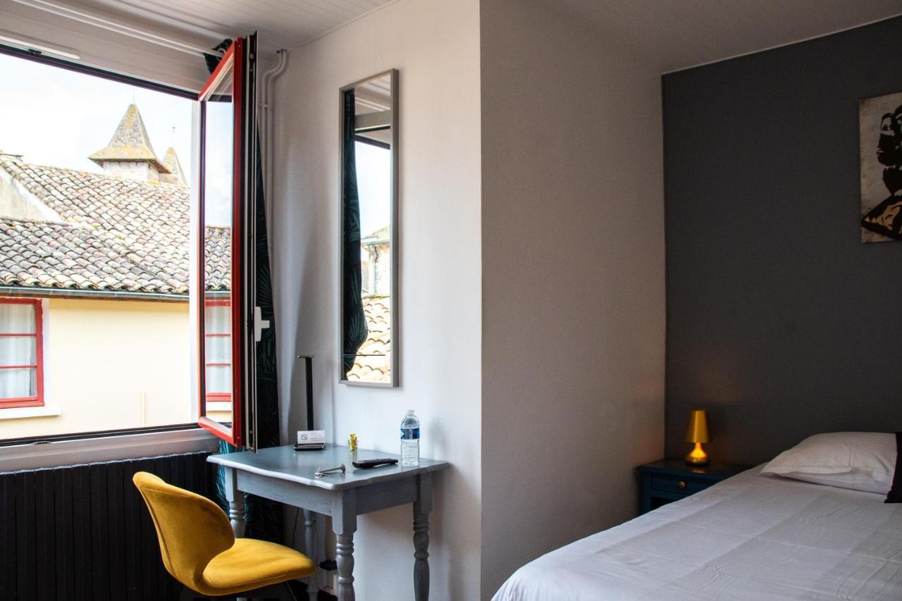 Hôtel&Gastronomie - La Table de l'Europe Villeréal Extérieur photo